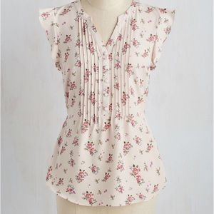 ModCloth Expert in Your Zeal Top in Pink Roses